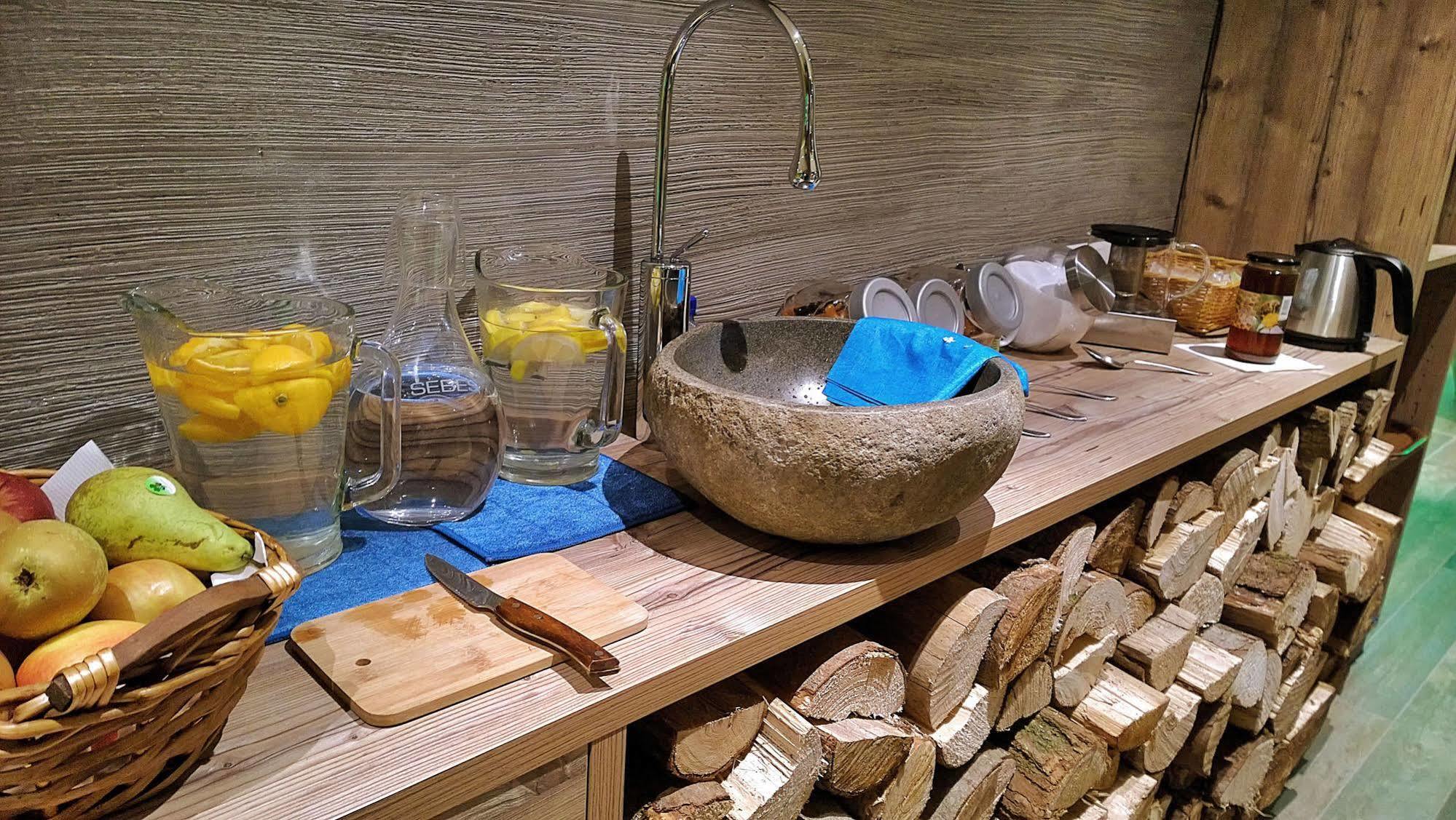 Logis Gourmet & Relax Hotel De La Sure Еш-сюр-Сур Екстер'єр фото